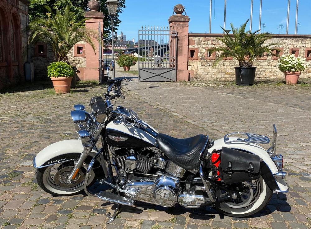 Motorrad verkaufen Harley-Davidson Deluxe Ankauf