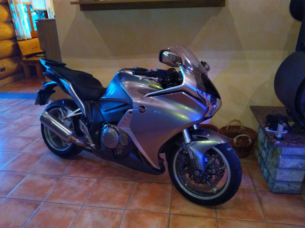 Motorrad verkaufen Honda VR1200F Ankauf